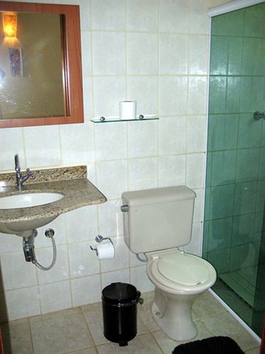 Cavernas Inn 2*